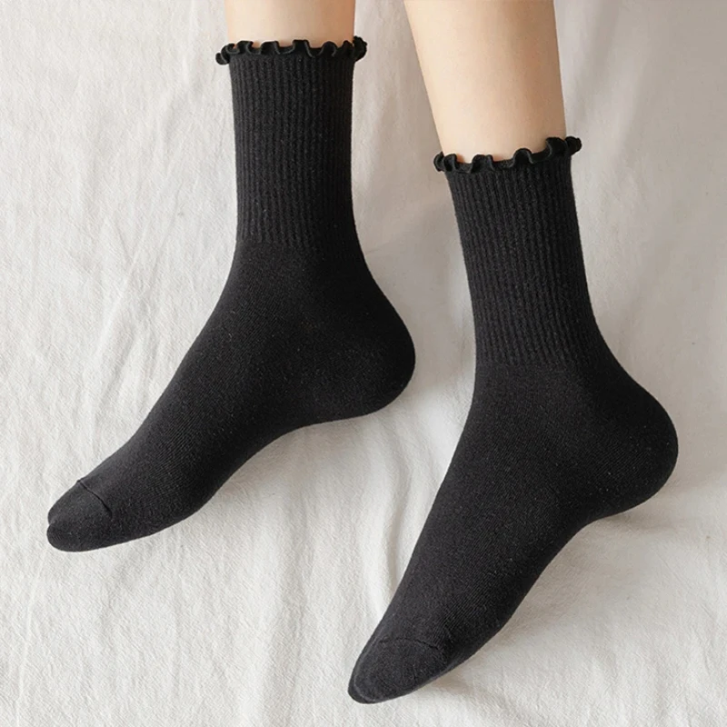 5 чифт памучни чорапи момиче жени INS мода лято сладък Kawaii твърд лукс корейски японски къдри глезена момиче пролет черно бяло