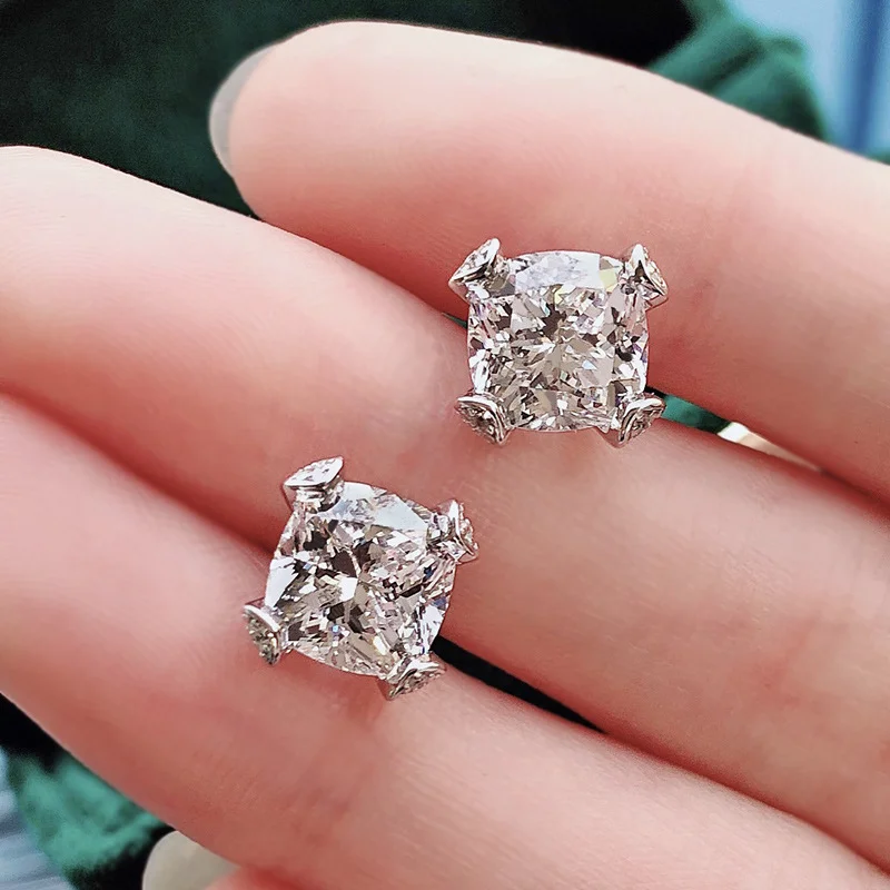 CAOSHI Стилни универсални обеци Женски ослепителни кристални бижута за ежедневието Сребърен цвят Аксесоари за годеж