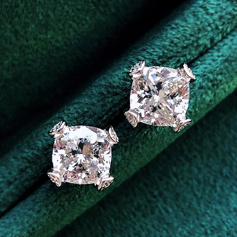 CAOSHI Стилни универсални обеци Женски ослепителни кристални бижута за ежедневието Сребърен цвят Аксесоари за годеж